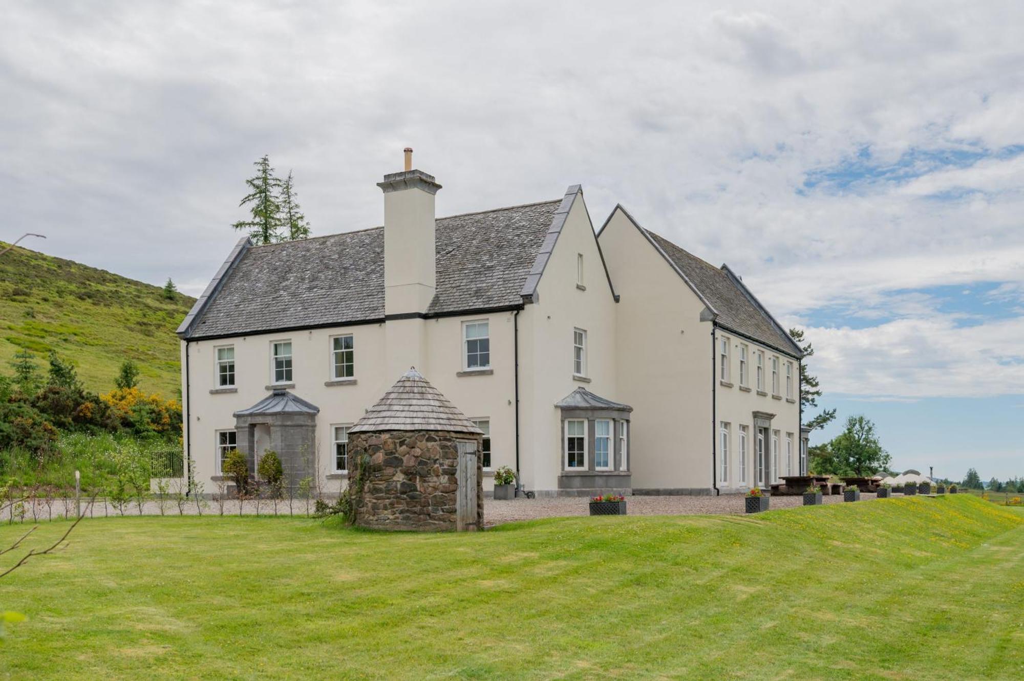 Alexander House 18 - East Wing - Self Catering Villa Auchterarder Esterno foto