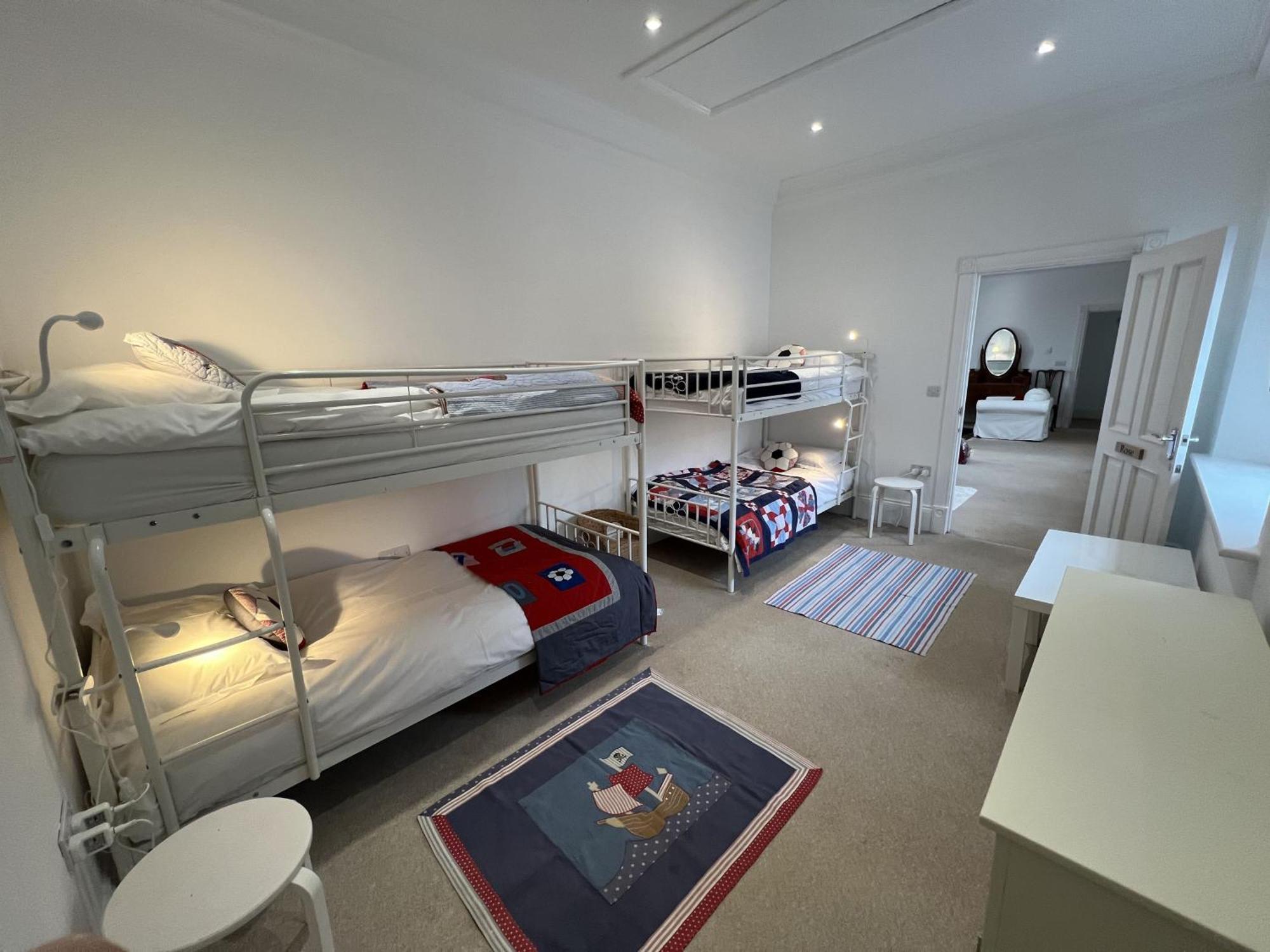 Alexander House 18 - East Wing - Self Catering Villa Auchterarder Esterno foto