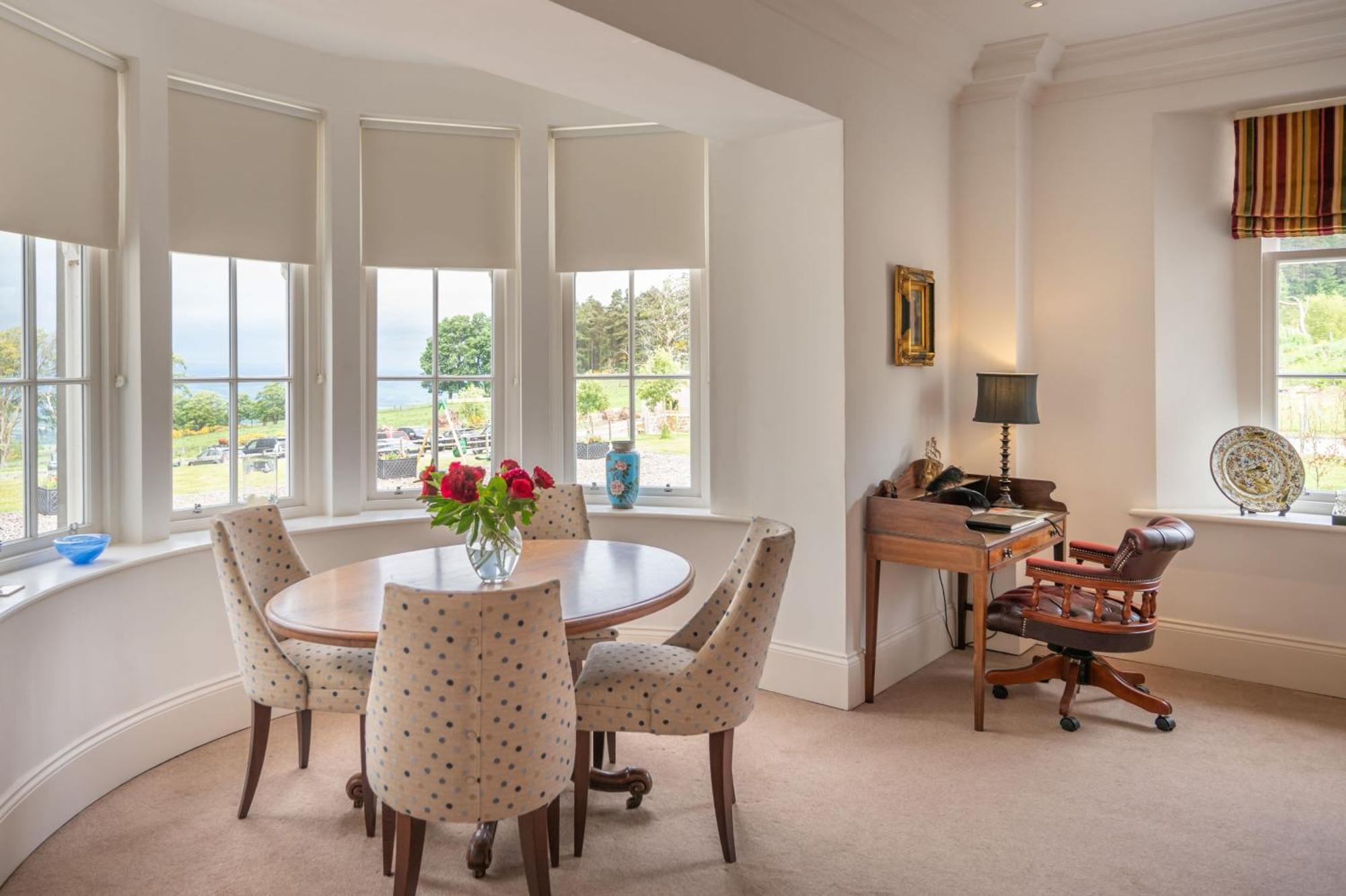 Alexander House 18 - East Wing - Self Catering Villa Auchterarder Esterno foto